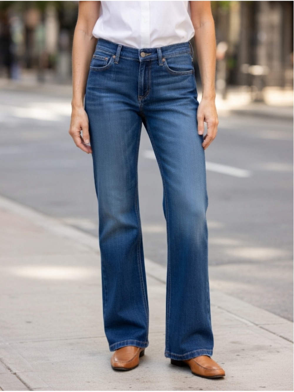 Joe's Jeans Blue Straight Leg Jeans Size 26